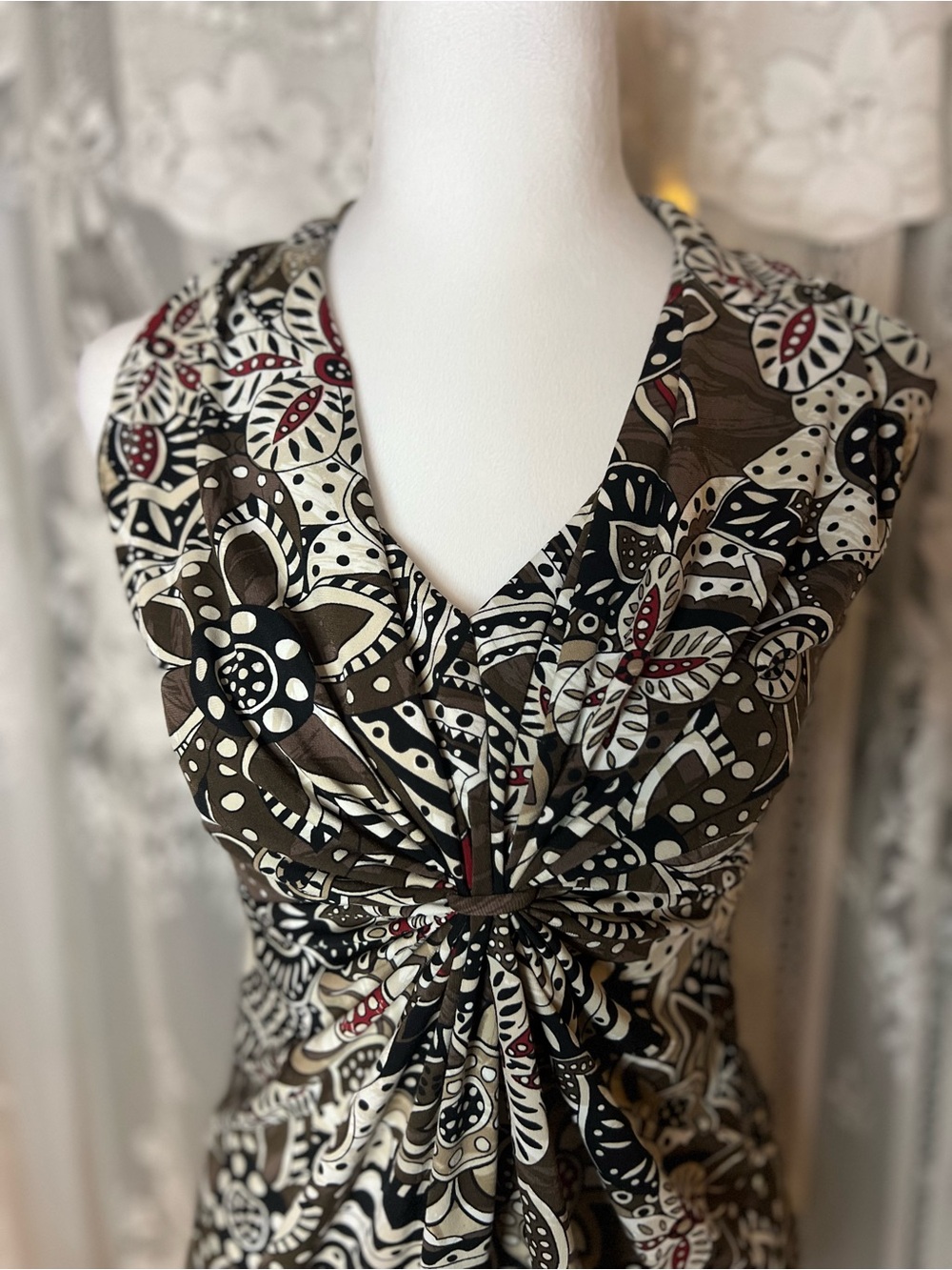 Y2K mandee Twist-Front Floral Print Sleeveless Top - Black, Cream & Brown - Picture 2 of 5